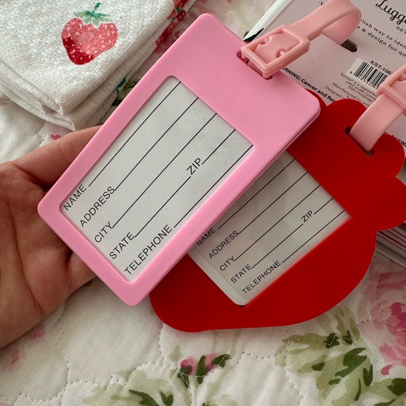 Strawberry decor bundle - Picture 5 of 9